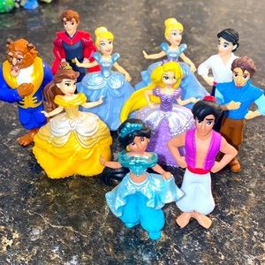 Disney princess / prince toy lot